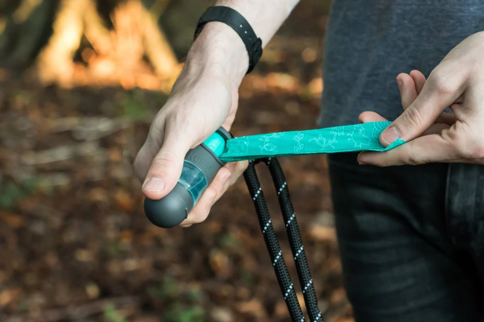 KONG HandiPOD Clean Dog Poop Bag Dispenser 6 KONG HandiPOD Clean Dog Poop Bag Dispenser - Image 4